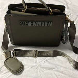 Steve Madden Green Briefcase with Structured Design